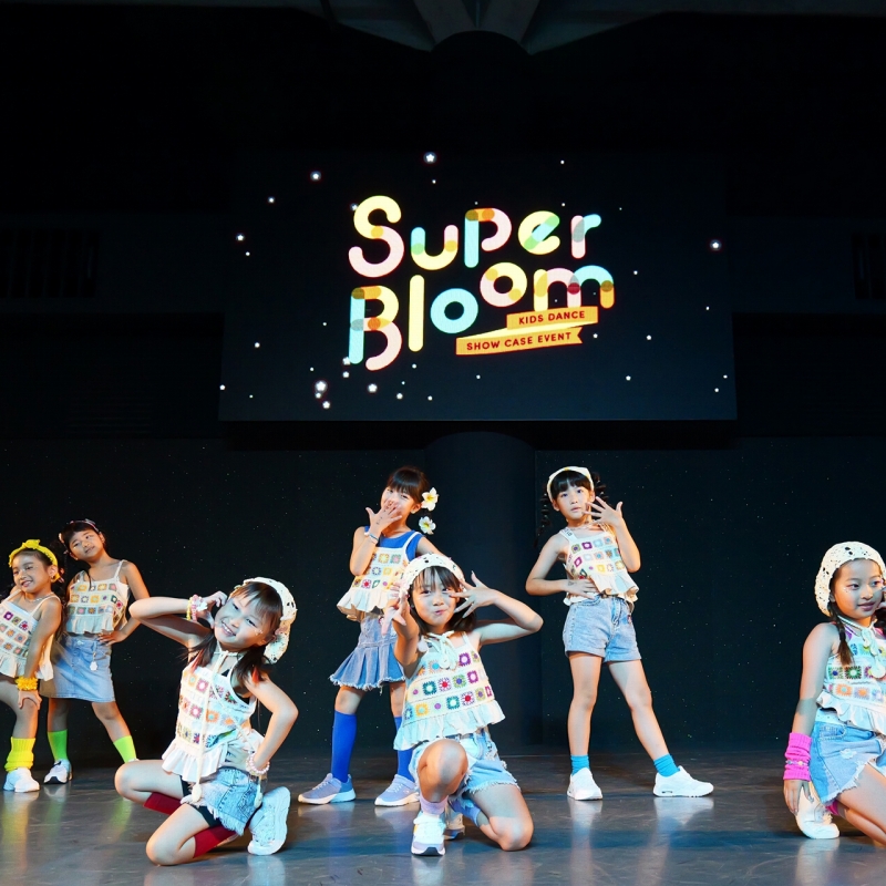 ダンスショーケース 